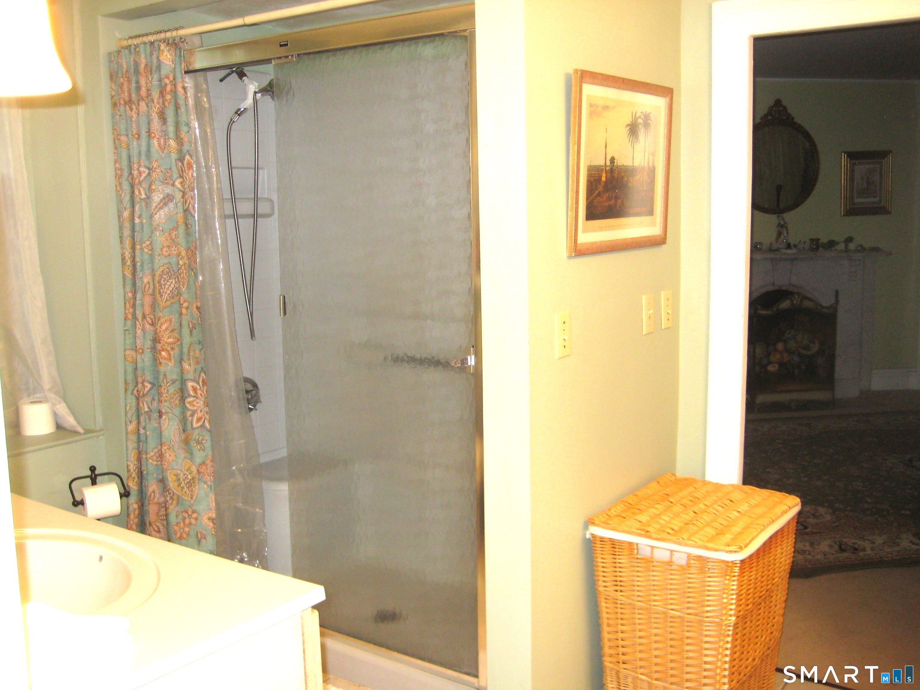 9 Chelsea Parade Norwich, CT 06360 - Photo 26 of 38 Full Bath