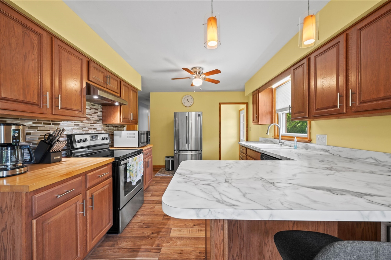 2225 Maple Path St. Joseph, MI 49085 - Photo 8 of 58