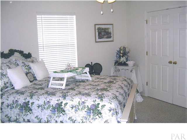 6010 Ridgeview Drive Milton, FL 32570 - Photo 11 of 12 BEDROOM