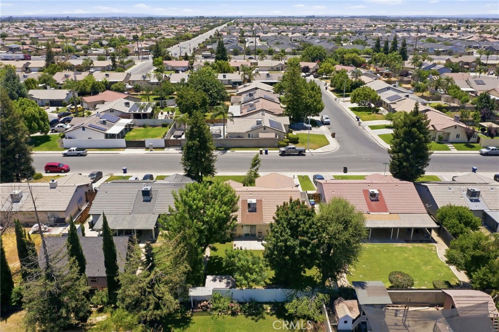 5716 March Meadows Way Bakersfield, CA 93313 - Photo 43 of 47