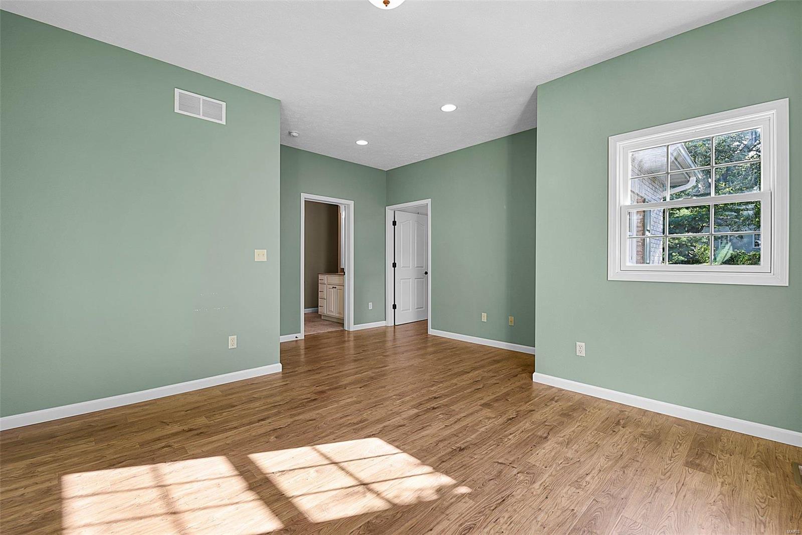 13095 Trestle Road Highland, IL 62249 - Photo 16 of 27