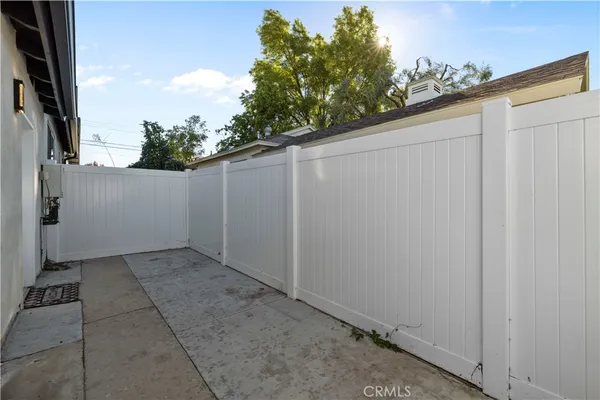 $1,349,000 | 9846 Monogram Avenue, Northridge, CA 91343