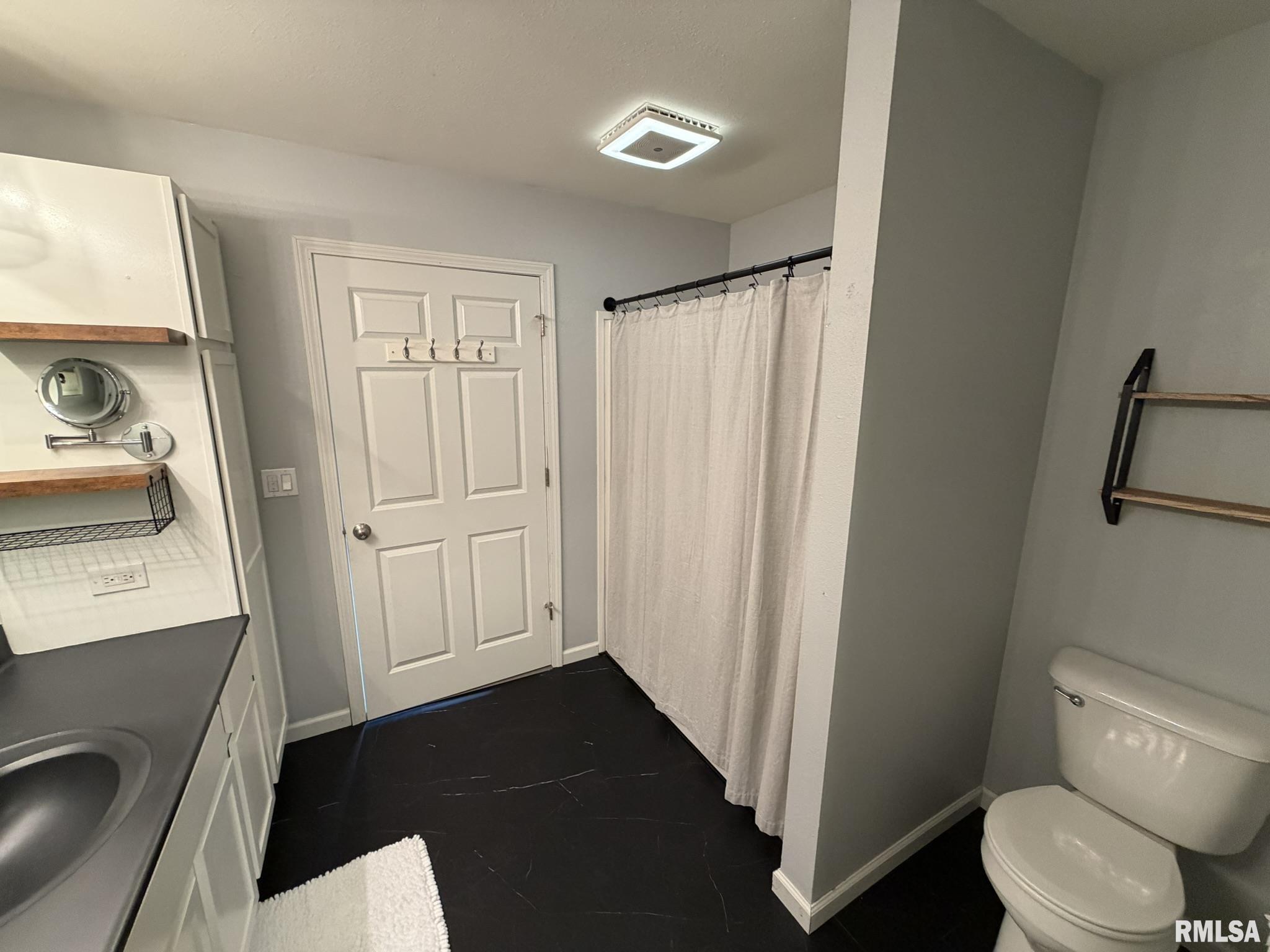 324 Casey Road Farmington, IL 61531 - Photo 47 of 68
