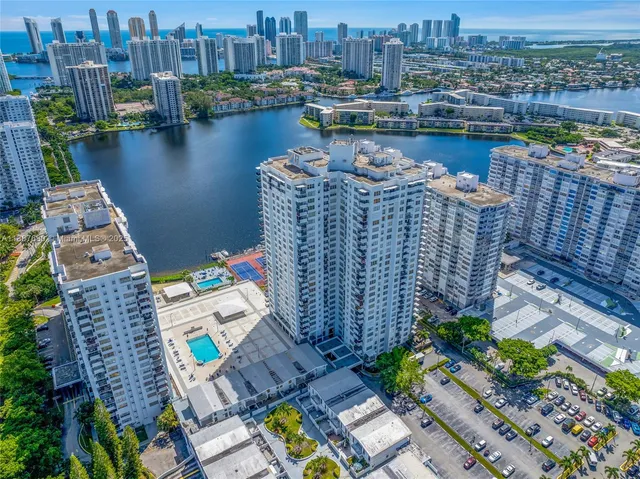 $199,000 | 2750 Northeast 183rd Street, Unit 1210, Aventura, FL 33160