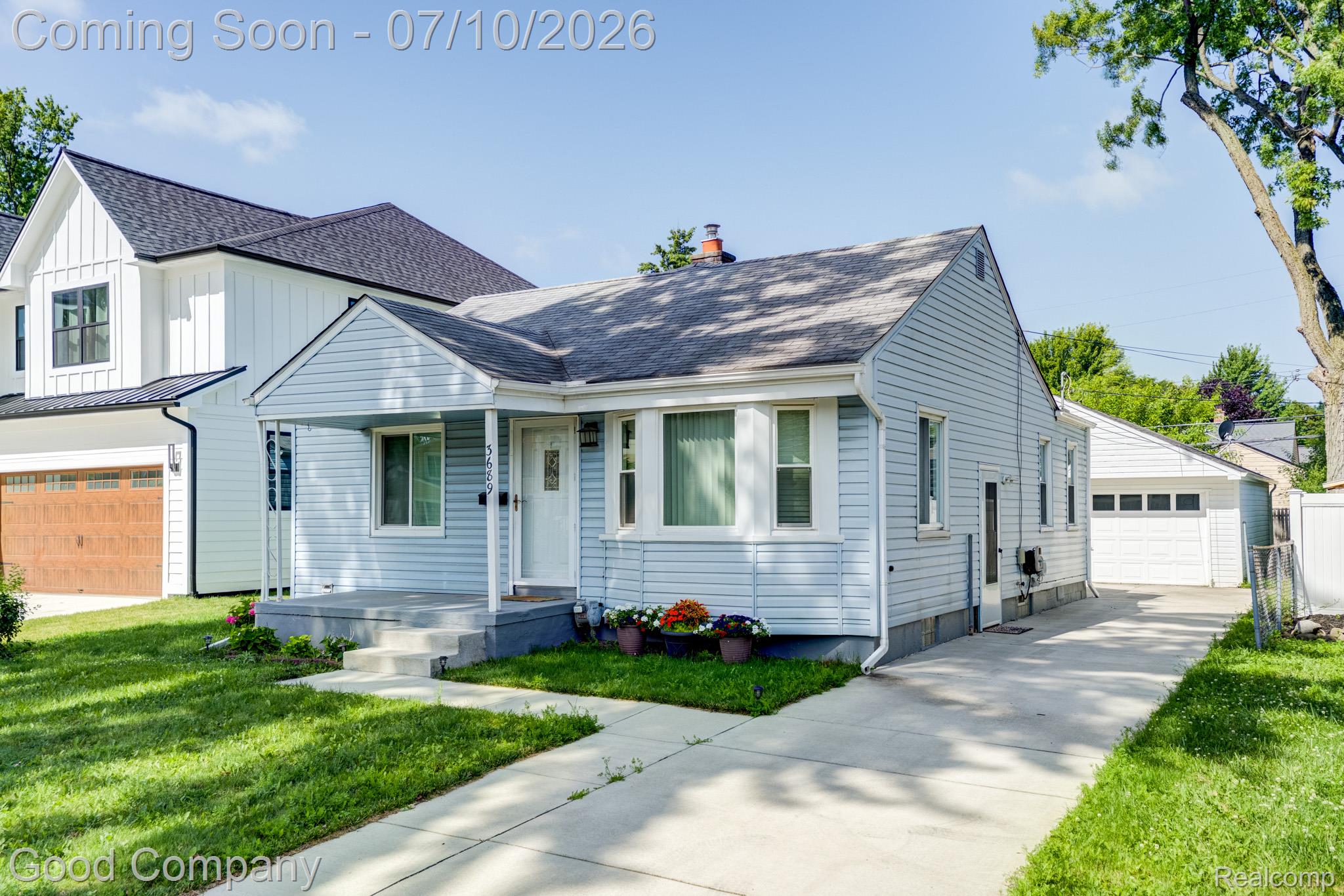 3689 Phillips Avenue Berkley, MI 48072 - Photo 1 of 51 3689 Phillips Ave.-01.jpg
