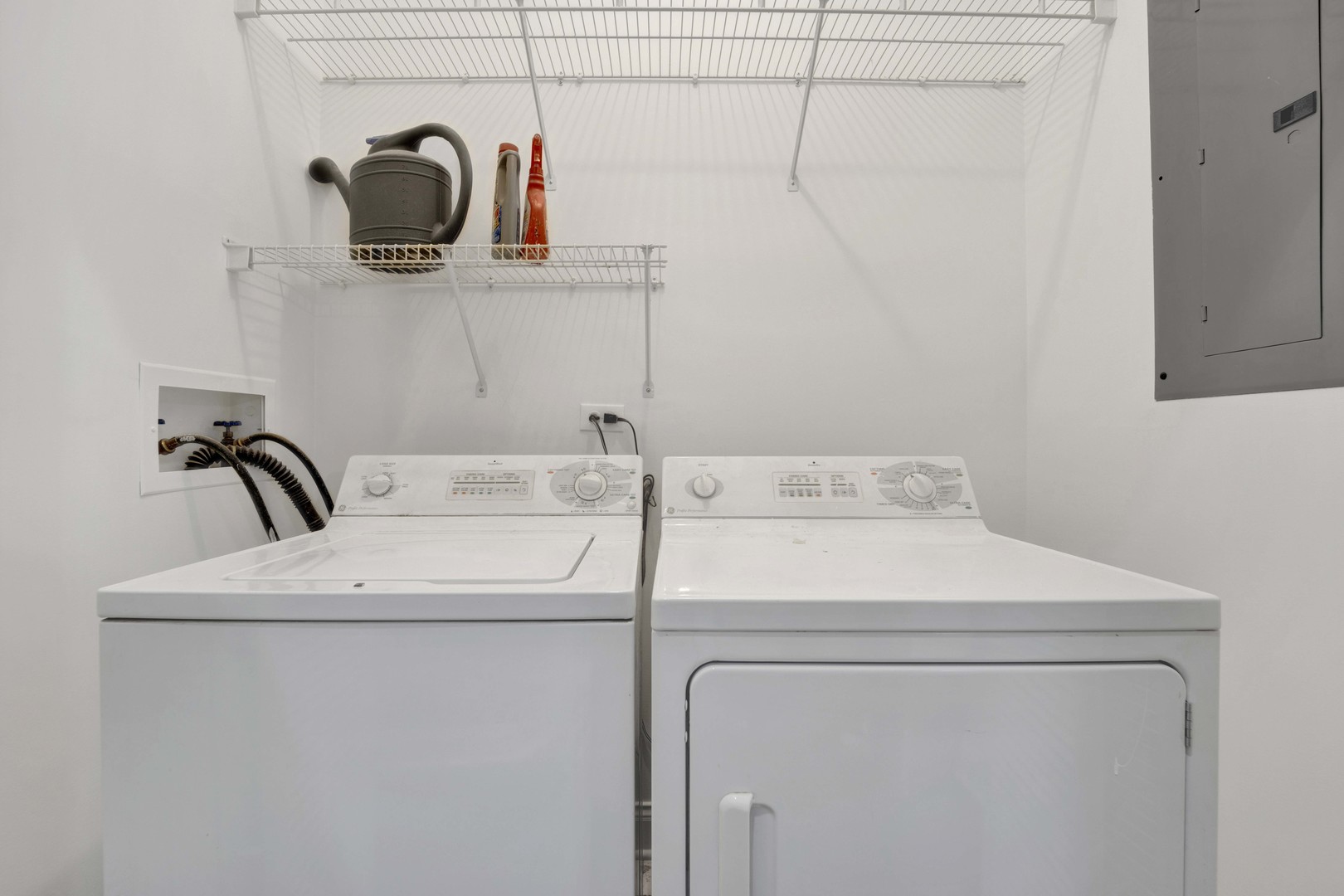 1724 North Mohawk Street, Unit 2 Chicago, IL 60614 - Photo 19 of 24 a utility room with dryer and washer