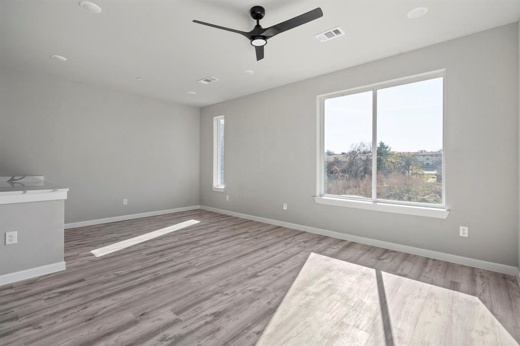 948 South Corinth St Road, Unit 3 Dallas, TX 75203 - Photo 11 of 23