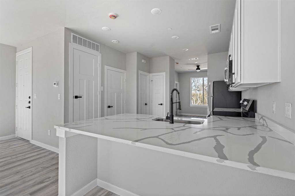 948 South Corinth St Road, Unit 3 Dallas, TX 75203 - Photo 14 of 23