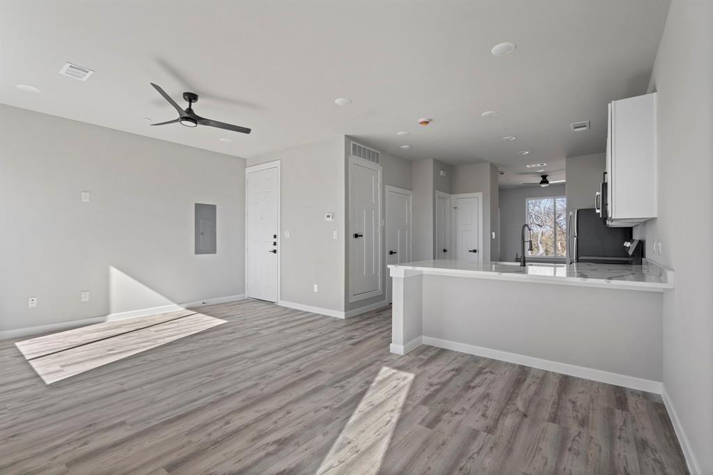 948 South Corinth St Road, Unit 3 Dallas, TX 75203 - Photo 8 of 23