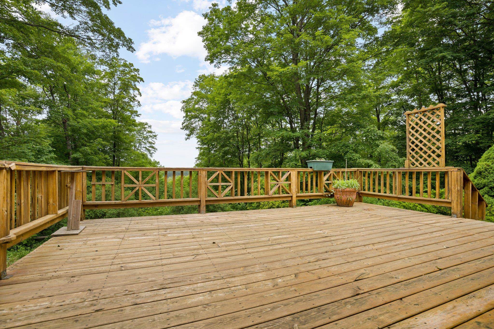 2202 North Reynolds Road Interlochen, MI 49643 - Photo 14 of 48