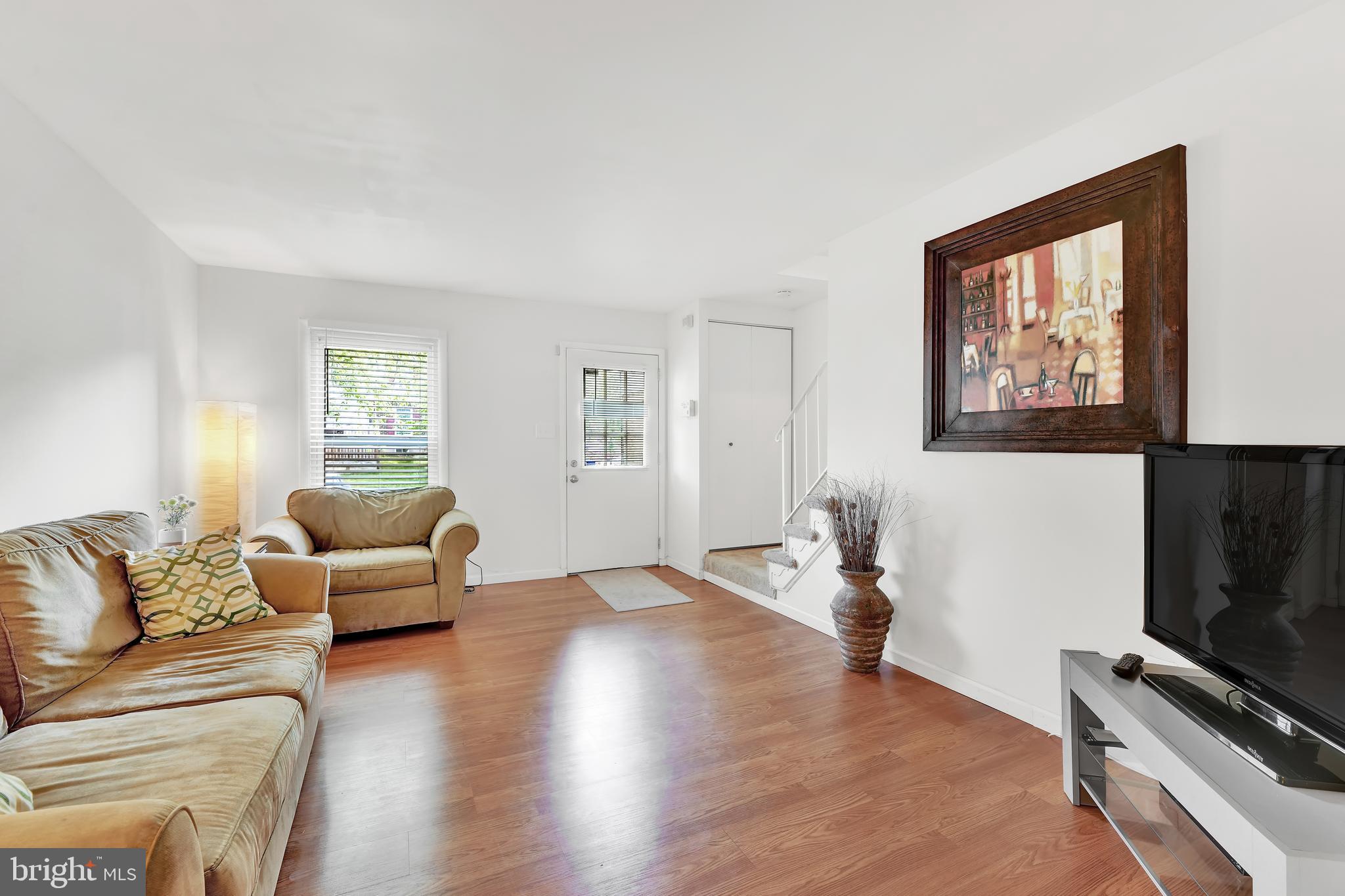 3427 Saluda Road Baltimore, MD 21236 - Photo 3 of 28 Gallery Image 3