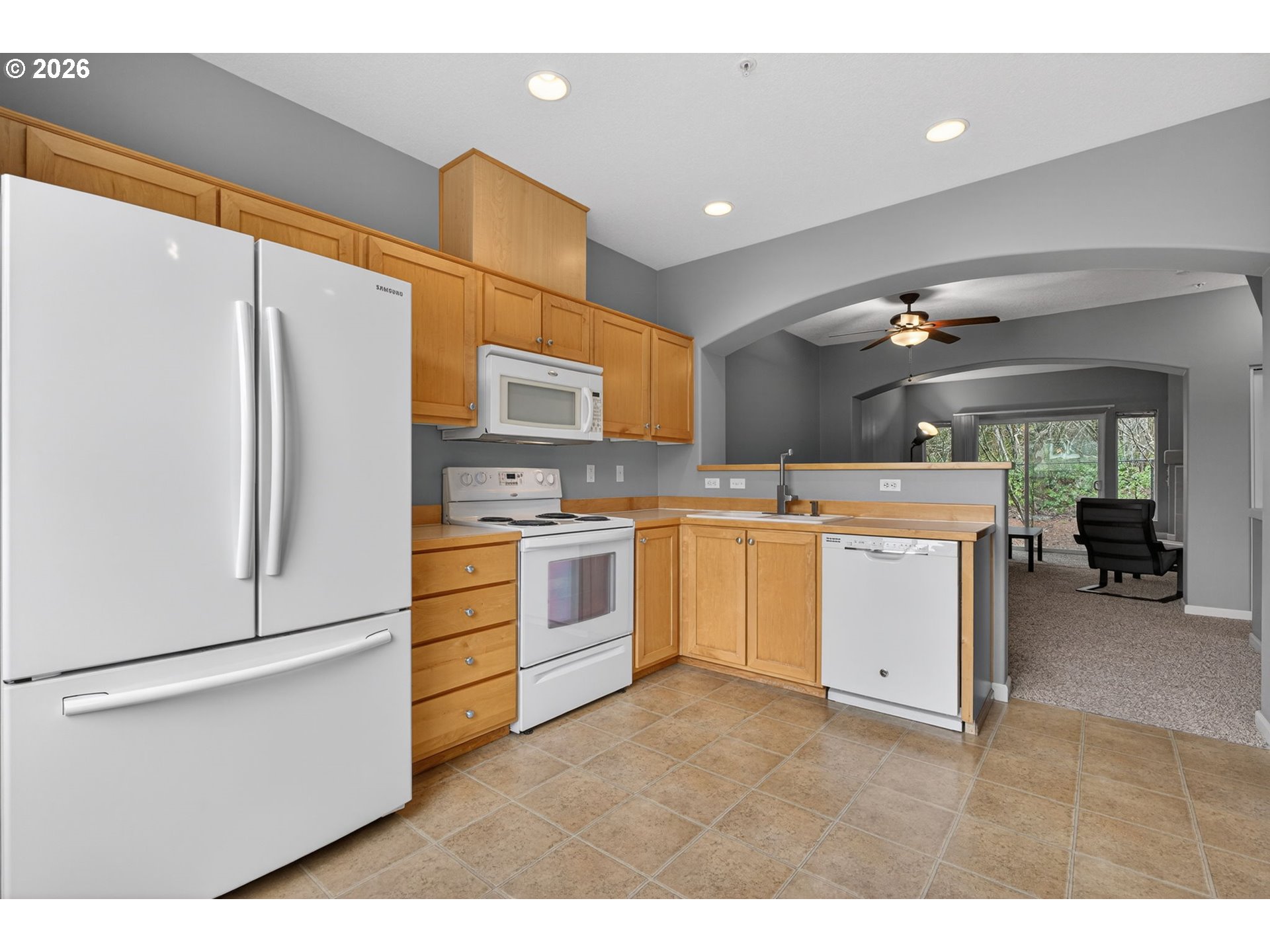15430 Southwest Sparrow Loop, Unit 102 Beaverton, OR 97007 - Photo 5 of 36