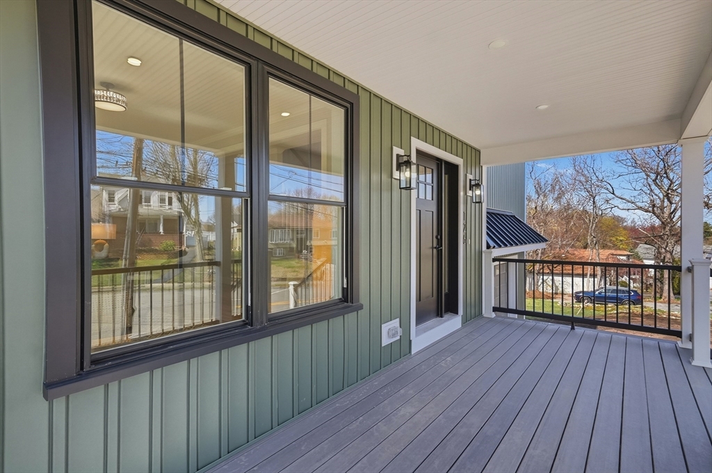 124 Green Street Stoneham, MA 02180 - Photo 3 of 37