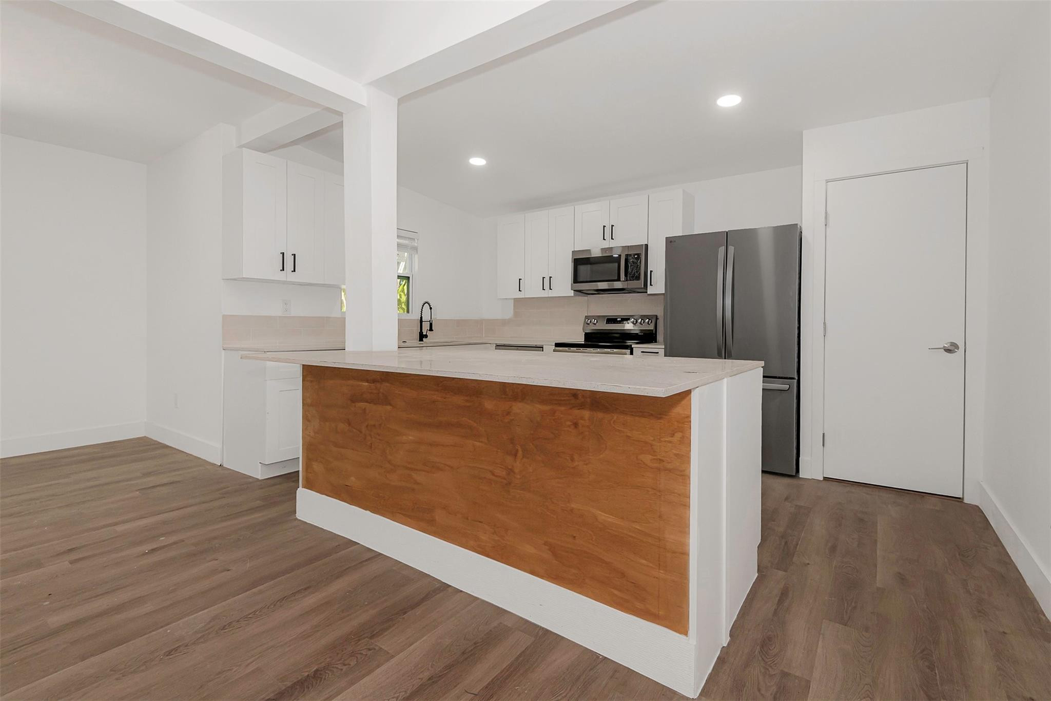 302 Southwest 15th Street Dania Beach, FL 33004 - Photo 13 of 69 Photo 13