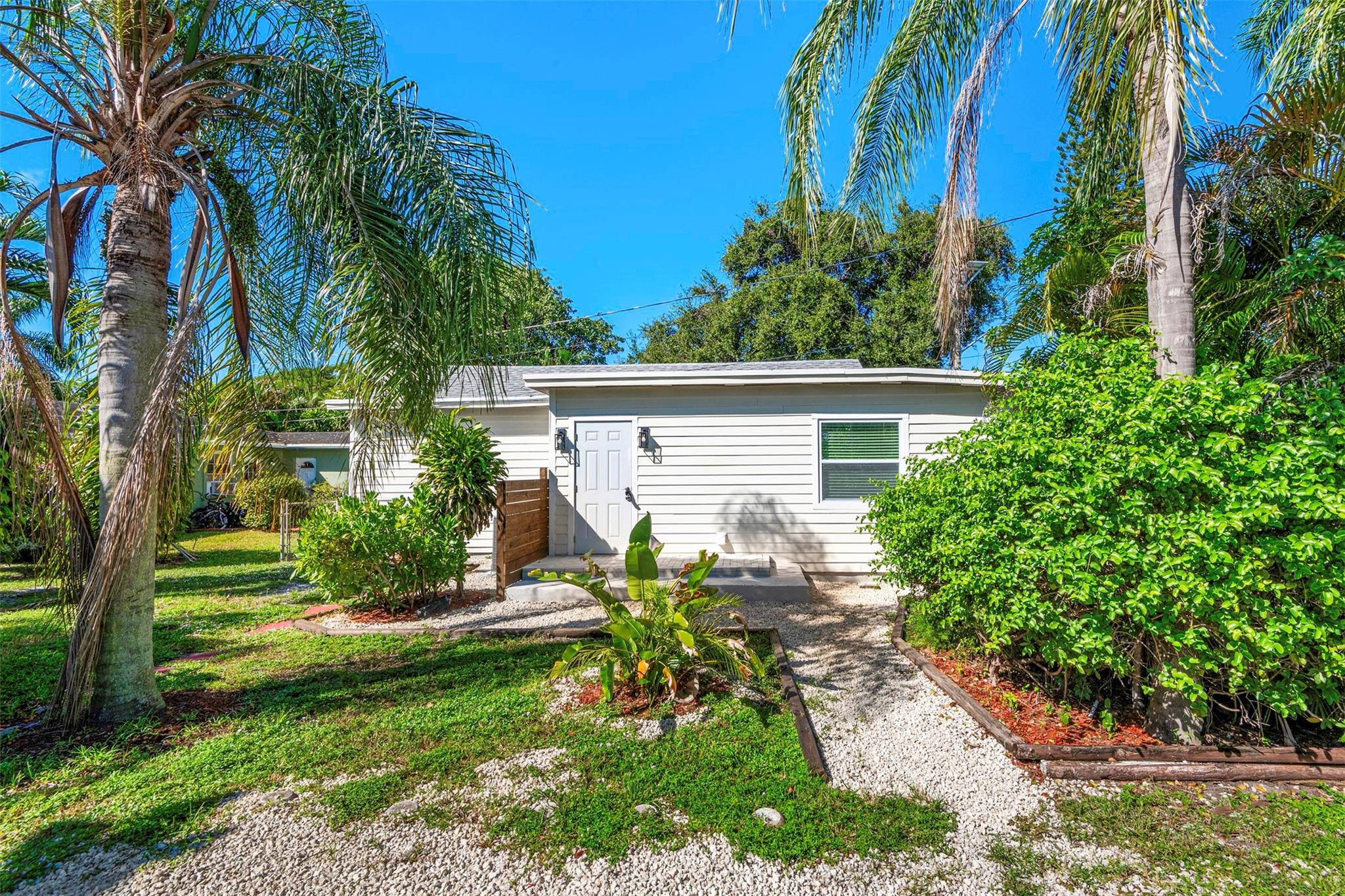 302 Southwest 15th Street Dania Beach, FL 33004 - Photo 8 of 69 Photo 8
