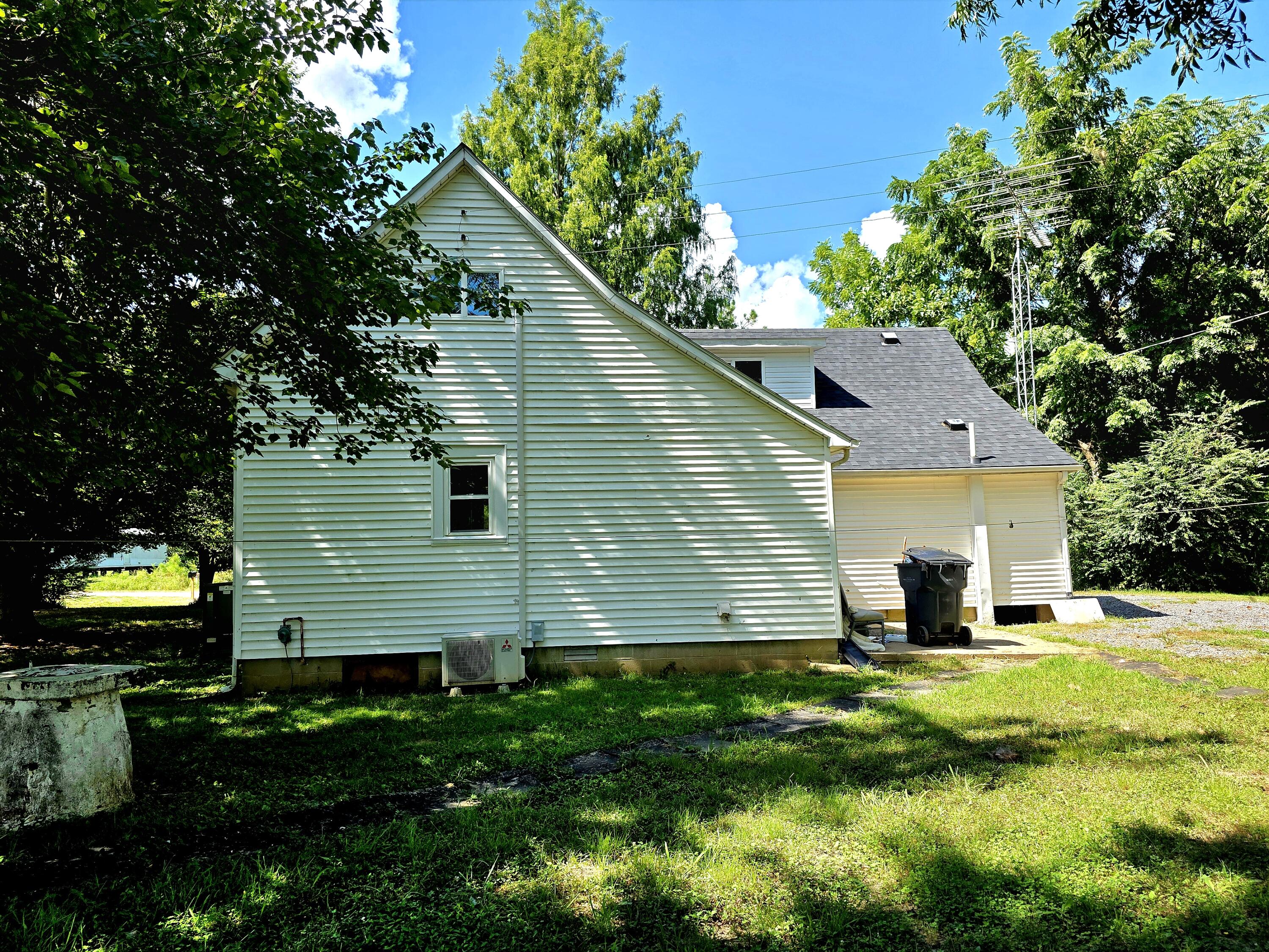 2537 Old Newburg Road Murray, KY 42071 - Photo 9 of 40 20250812_150738