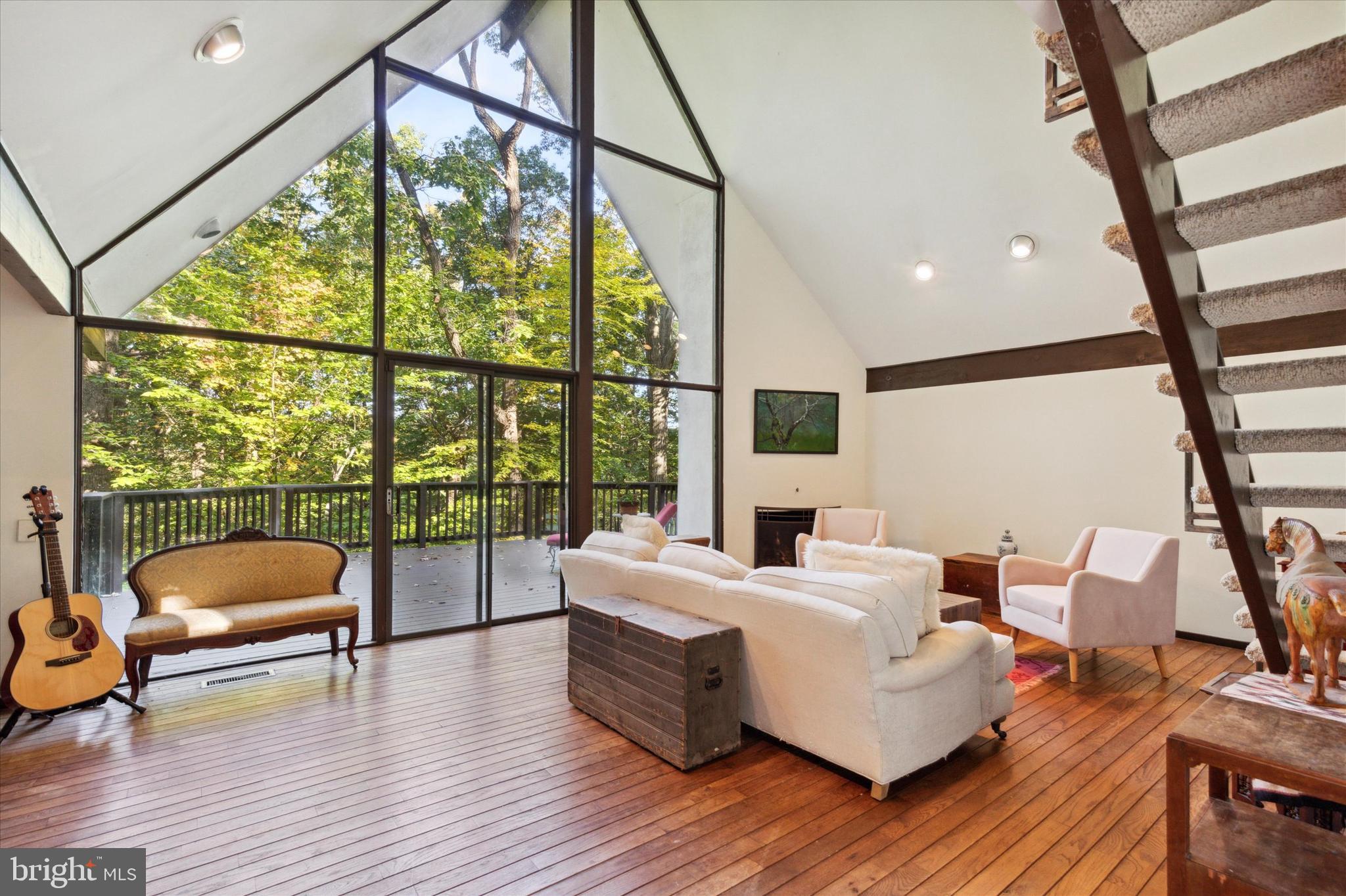 350 Danell Road Wayne, PA 19087 - Photo 2 of 26