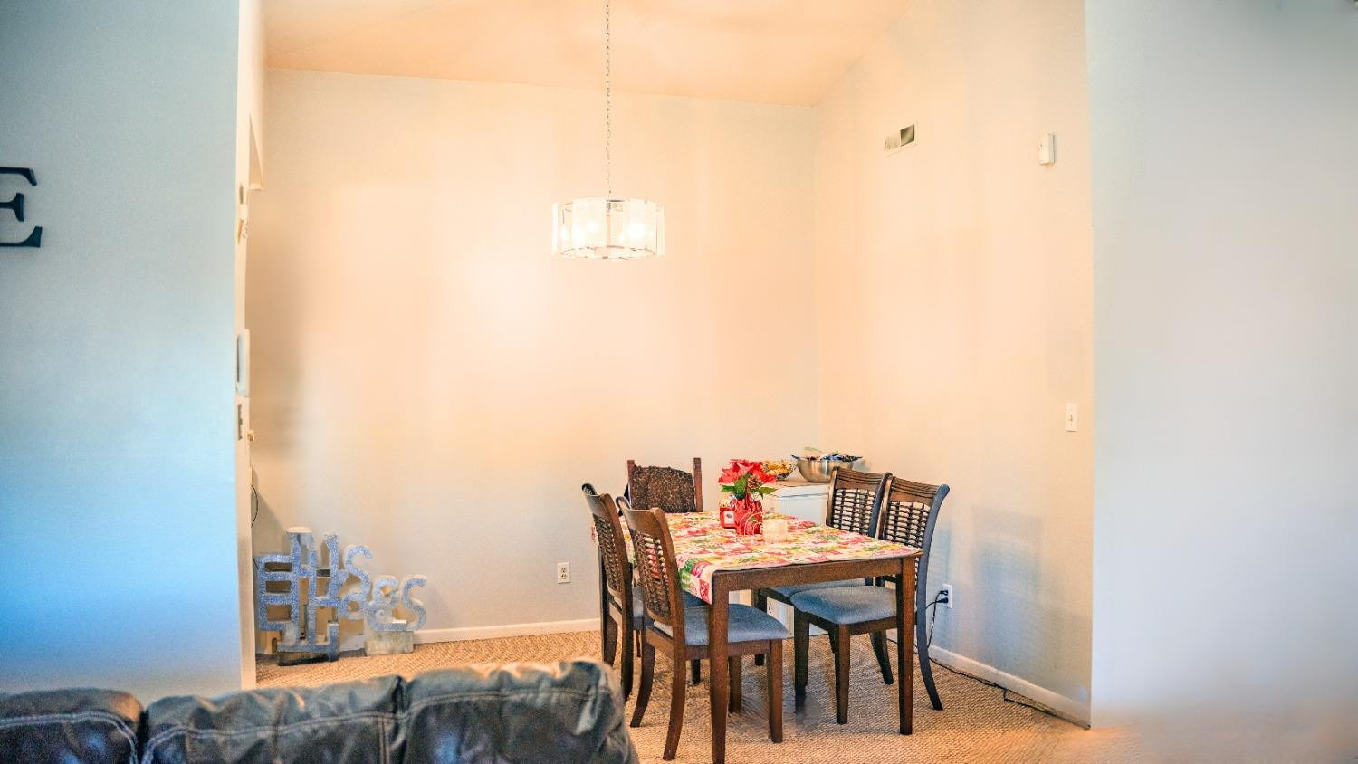 9651 Merrillville Road, Unit 302 Crown Point, IN 46307 - Photo 5 of 19 1500x844