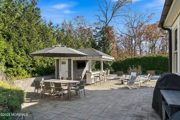 $3,300,000 | 21 South Tamarack Drive, Brielle, NJ 08730