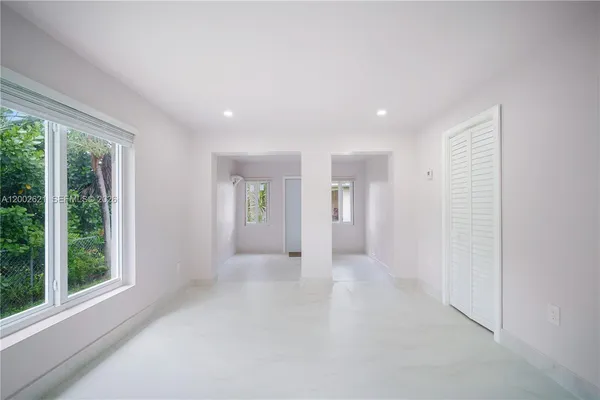 $2,450 | 2456 Jackson Street, Unit 1, Hollywood, FL 33020