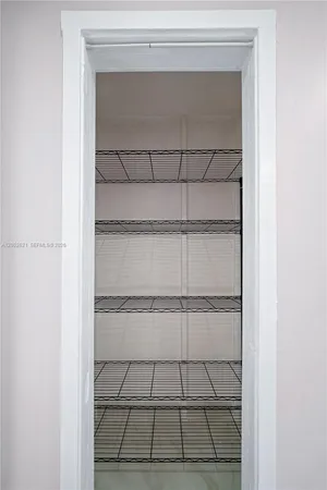 $2,450 | 2456 Jackson Street, Unit 1, Hollywood, FL 33020