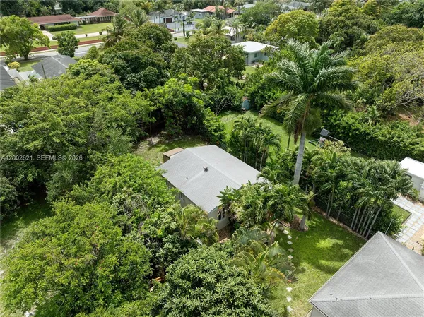 $2,450 | 2456 Jackson Street, Unit 1, Hollywood, FL 33020