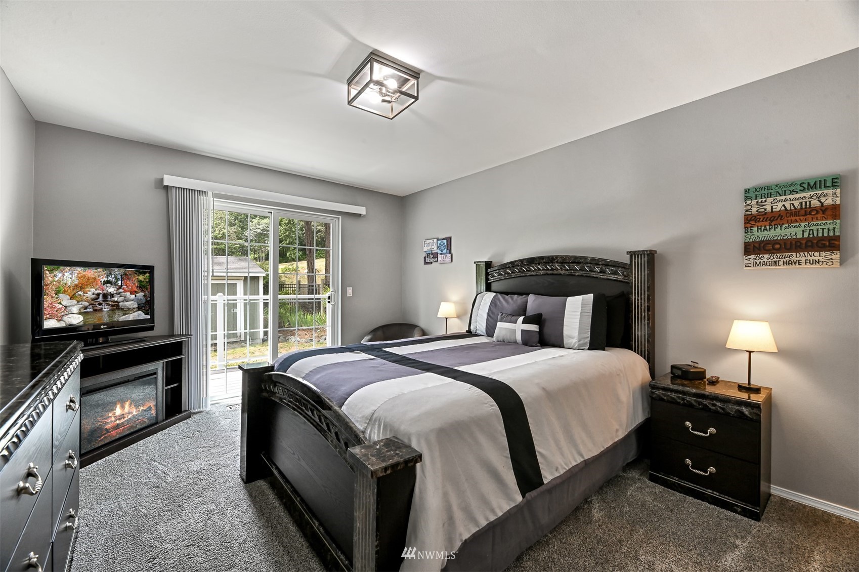 1706 Terrace Heights Road Oak Harbor, WA 98277 - Photo 25 of 40 Gallery Image 25