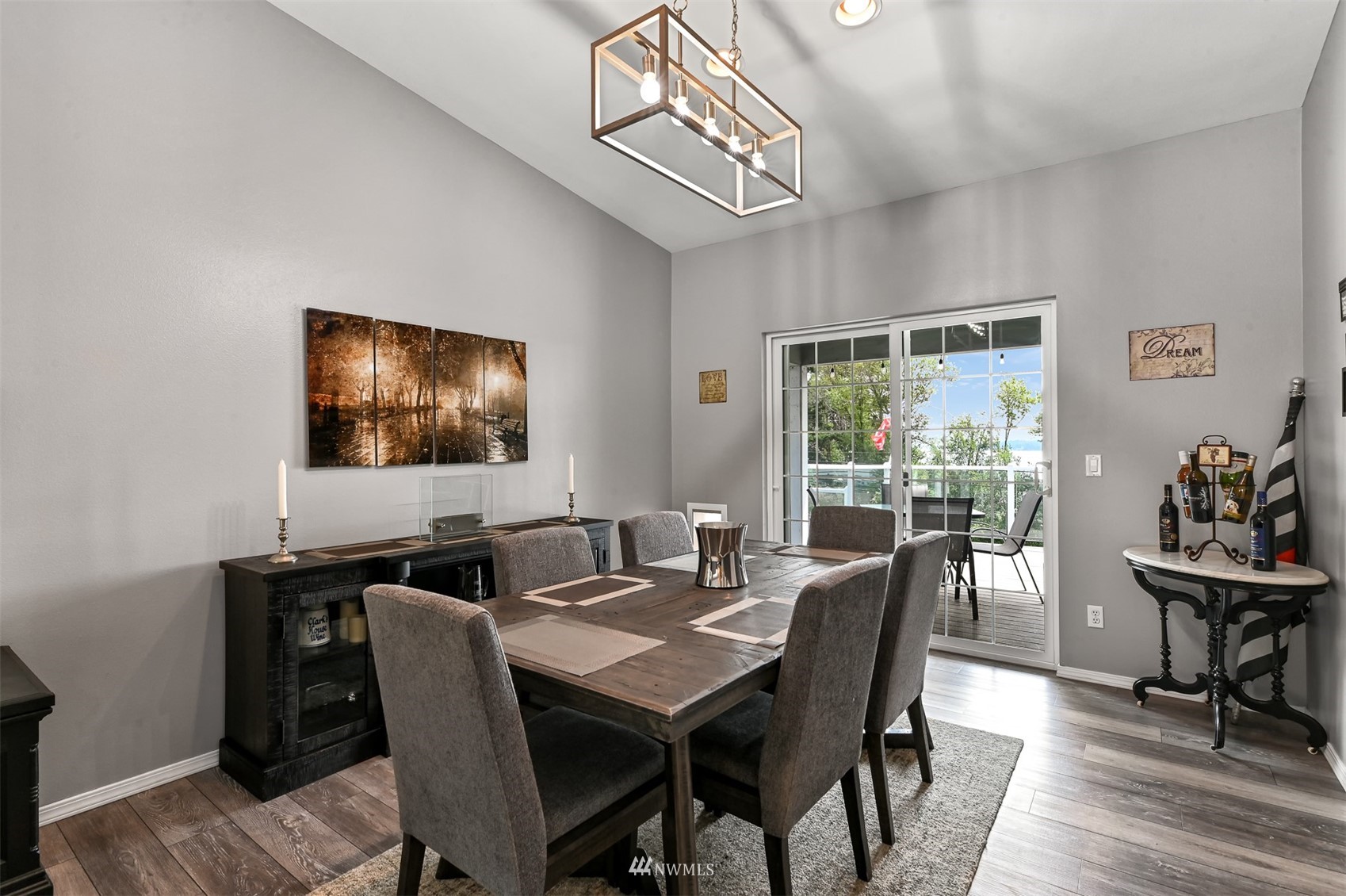 1706 Terrace Heights Road Oak Harbor, WA 98277 - Photo 9 of 40 Gallery Image 9