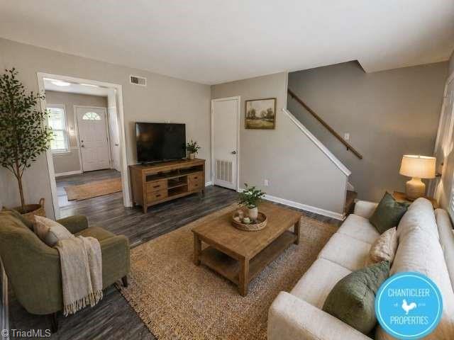 501 Greenbriar Road, Unit F Greensboro, NC 27405 - Photo 1 of 12