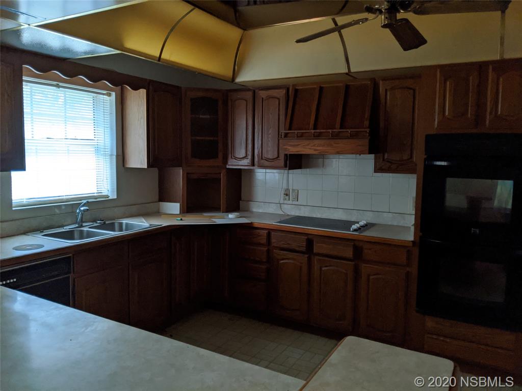 228 Baden Powell Road Hawthorne, FL 32640 - Photo 5 of 24 Gallery Image 5