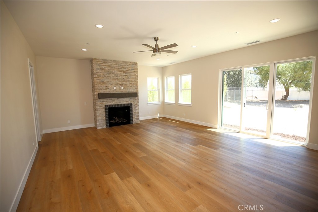 2050 Prospect Avenue Paso Robles, CA 93446 - Photo 16 of 39 Great room