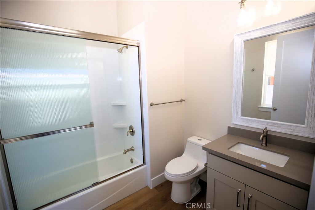 2050 Prospect Avenue Paso Robles, CA 93446 - Photo 32 of 39 ADU bath