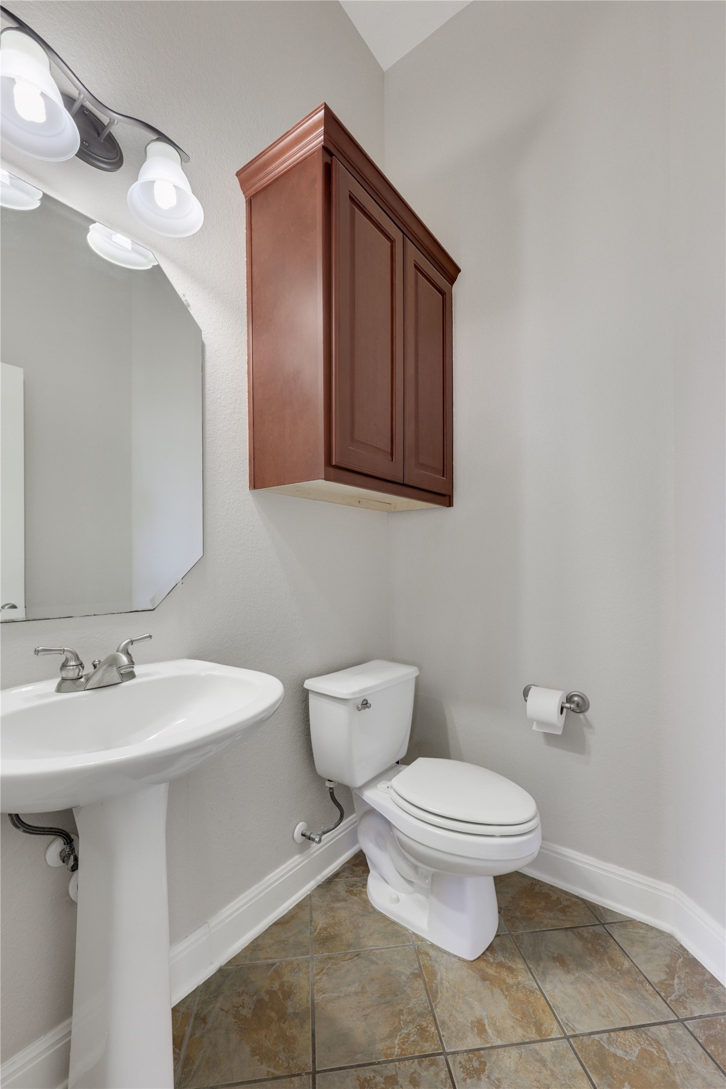 433 Ridgetop Bend Cedar Park, TX 78613 - Photo 31 of 34 Bathroom featuring toilet and baseboards