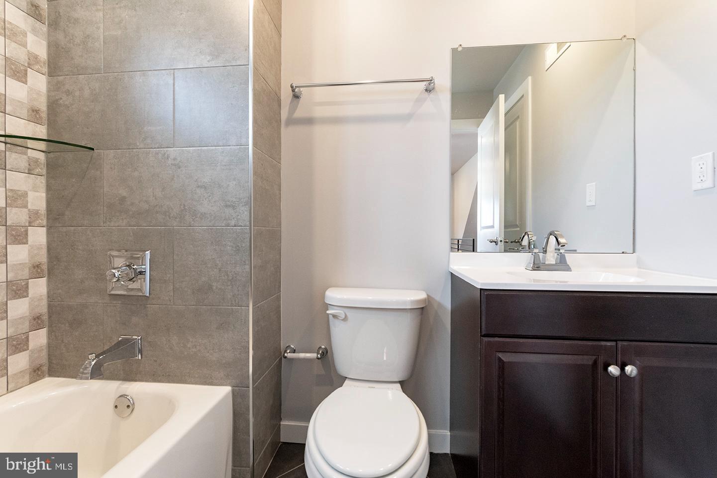 2600 Federal Street, Unit A Philadelphia, PA 19146 - Photo 6 of 16