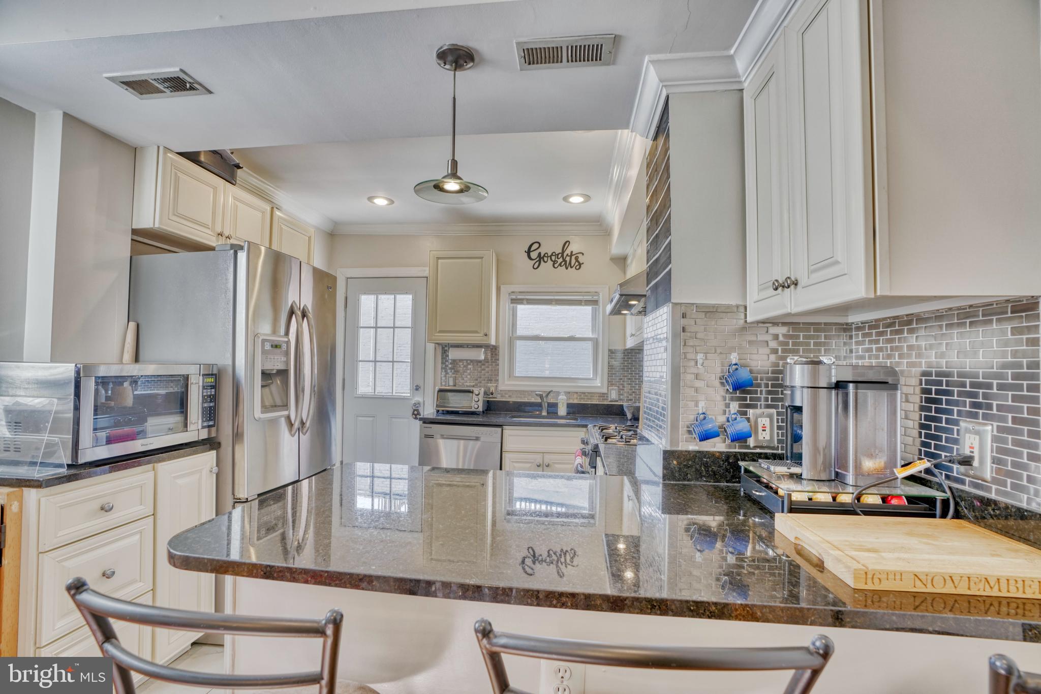 3303 Foster Avenue Baltimore, MD 21224 - Photo 14 of 38