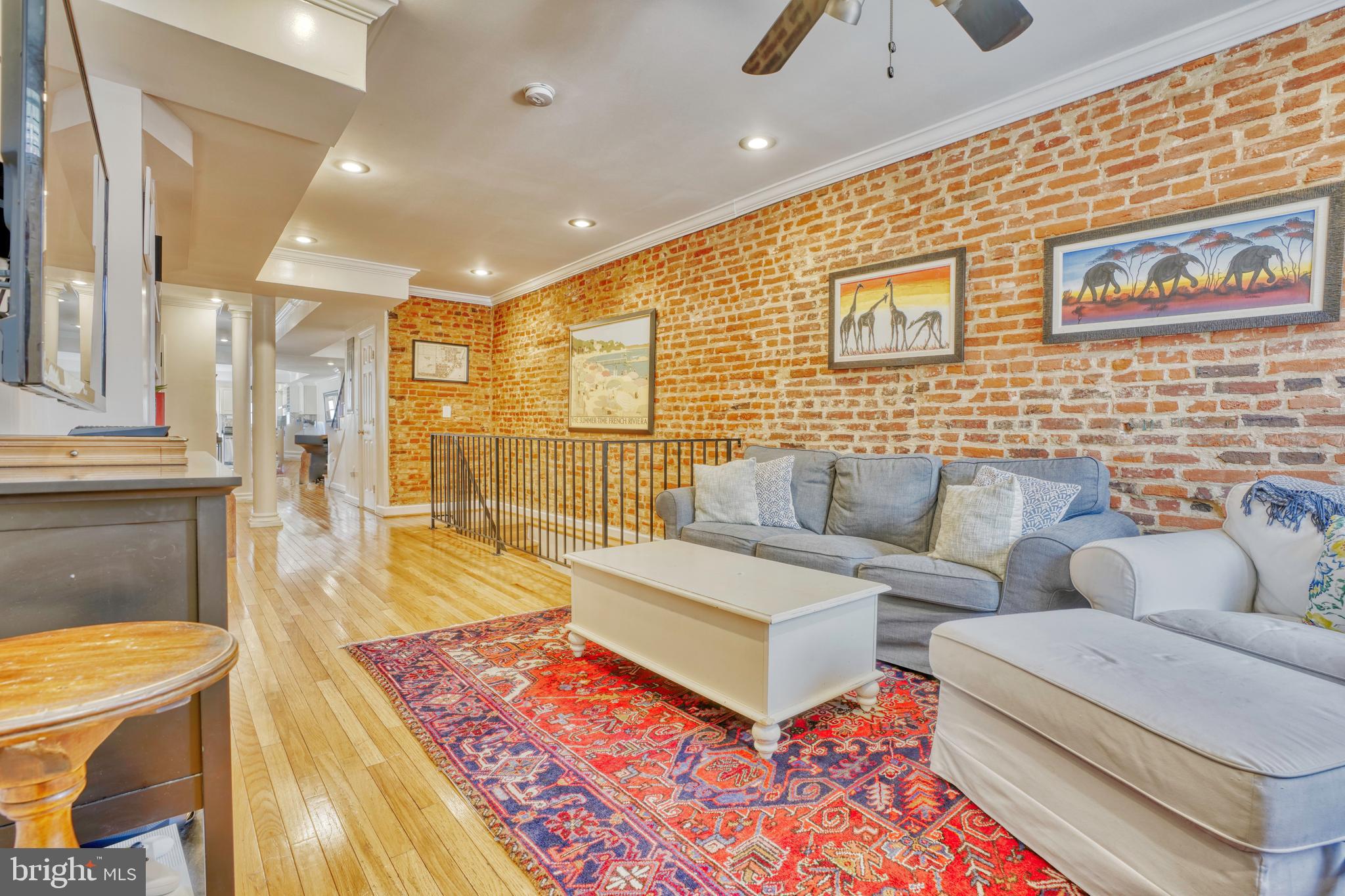 3303 Foster Avenue Baltimore, MD 21224 - Photo 4 of 38