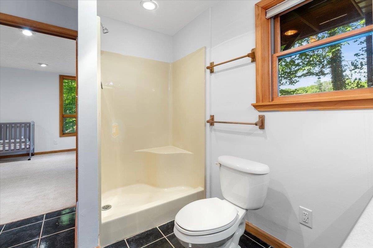 4743 Twin Coves Road Radford, VA 24141 - Photo 45 of 82 Gallery Image 45
