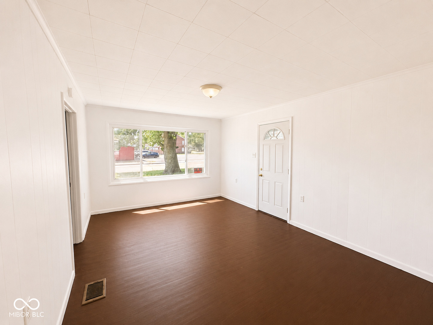 1016 East 29th Street Anderson, IN 46016 - Photo 8 of 22