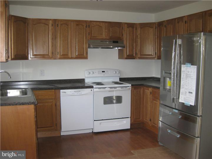 331 Fairview Chapel Road Birdsboro, PA 19508 - Photo 3 of 11 Kitchen