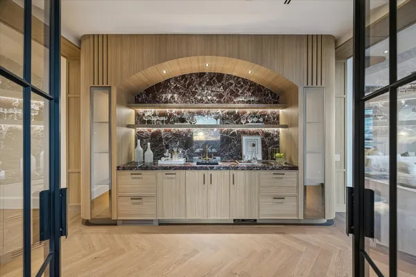 $9,997,000 | 1275 South Post Oak Lane, Unit 2502, Houston, TX 77056