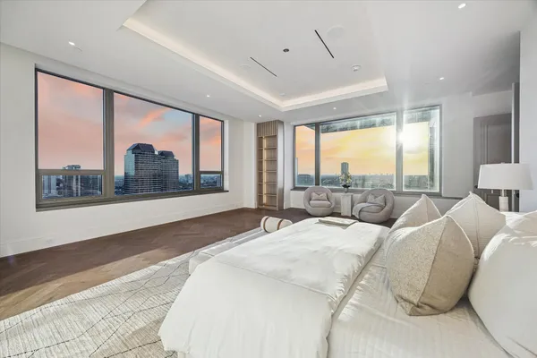 $9,997,000 | 1275 South Post Oak Lane, Unit 2502, Houston, TX 77056