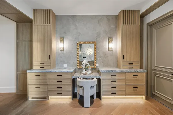 $9,997,000 | 1275 South Post Oak Lane, Unit 2502, Houston, TX 77056