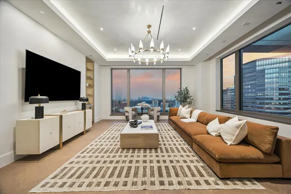 $9,997,000 | 1275 South Post Oak Lane, Unit 2502, Houston, TX 77056
