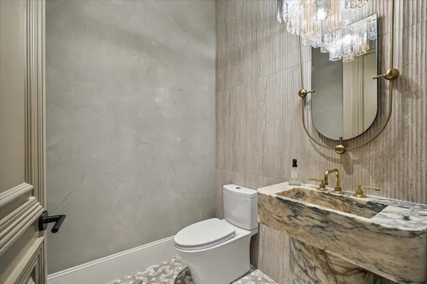 $9,997,000 | 1275 South Post Oak Lane, Unit 2502, Houston, TX 77056