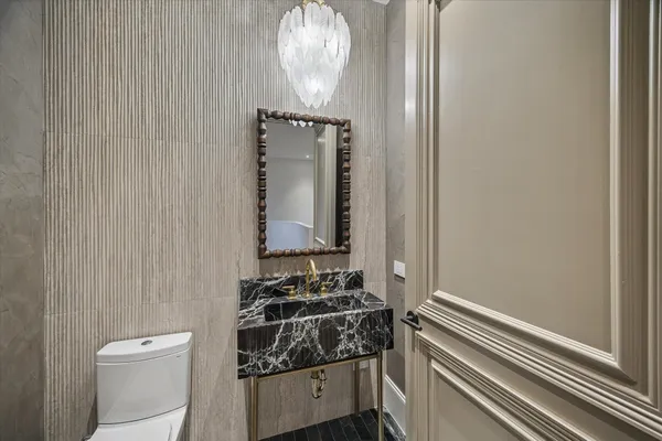 $9,997,000 | 1275 South Post Oak Lane, Unit 2502, Houston, TX 77056