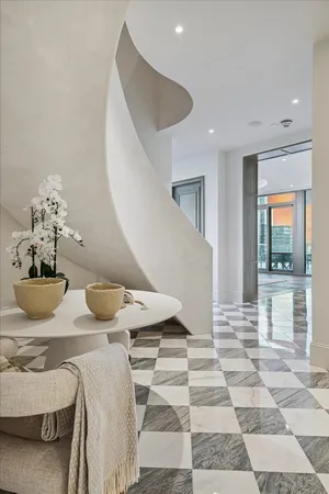 $9,997,000 | 1275 South Post Oak Lane, Unit 2502, Houston, TX 77056