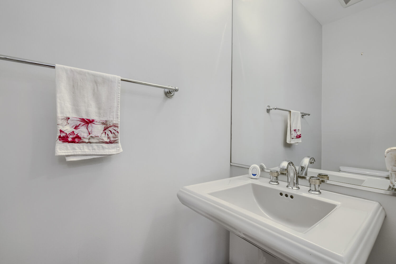 481 North Clinton Street Chicago, IL 60654 - Photo 14 of 34