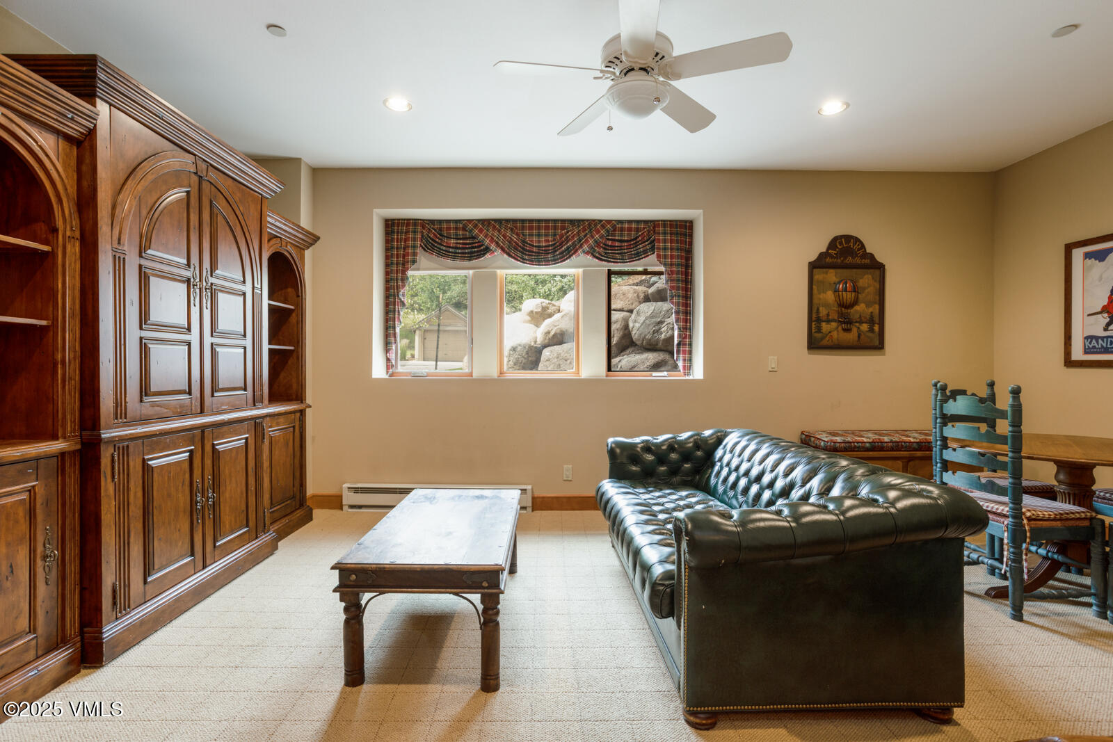 380 Offerson Road, Unit K2 Beaver Creek, CO 81620 - Photo 23 of 40 a living room with furniture