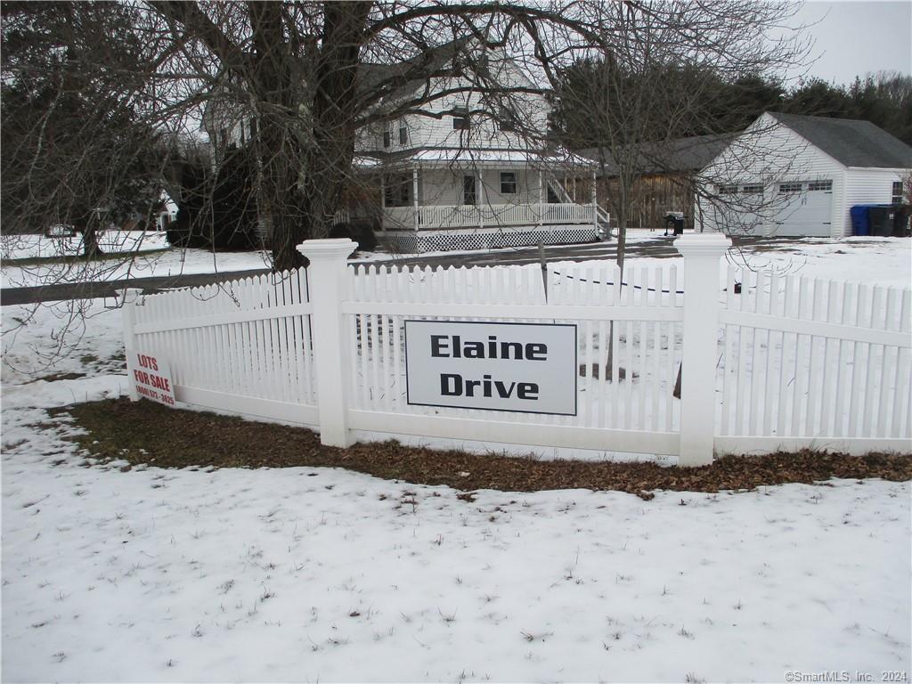 2 Elaine Dr  