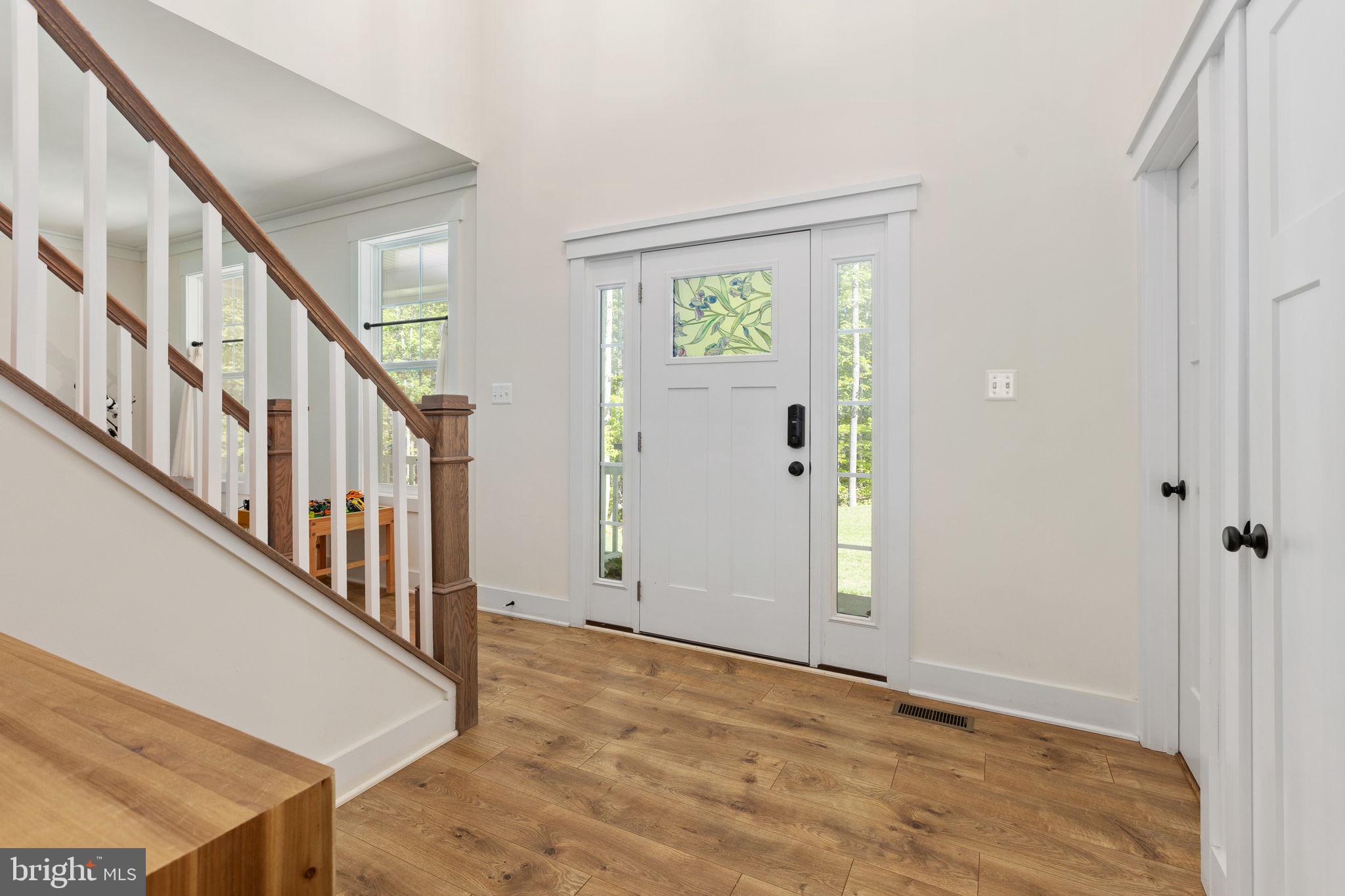 52 Acorn Ridge Court Fredericksburg, VA 22406 - Photo 14 of 101 Entryway